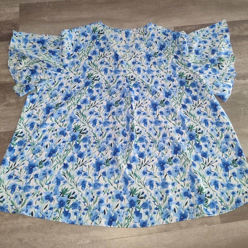 Blue Floral Plus Size Blouse 3XL – Anyally – Stretchy V-Neck
